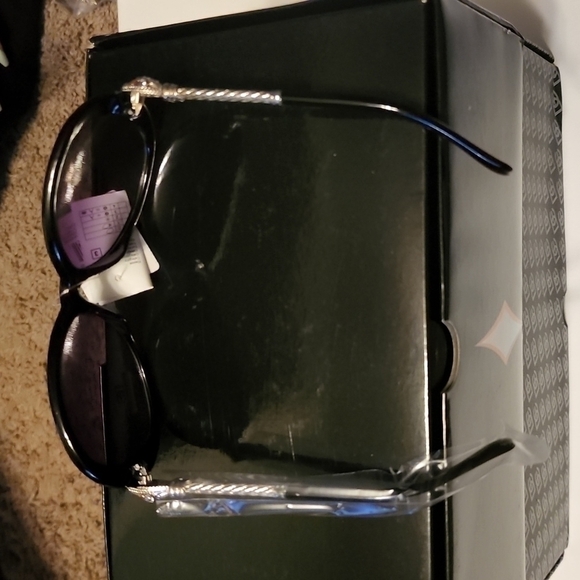 Designer eye glasses - Picture 7 of 11